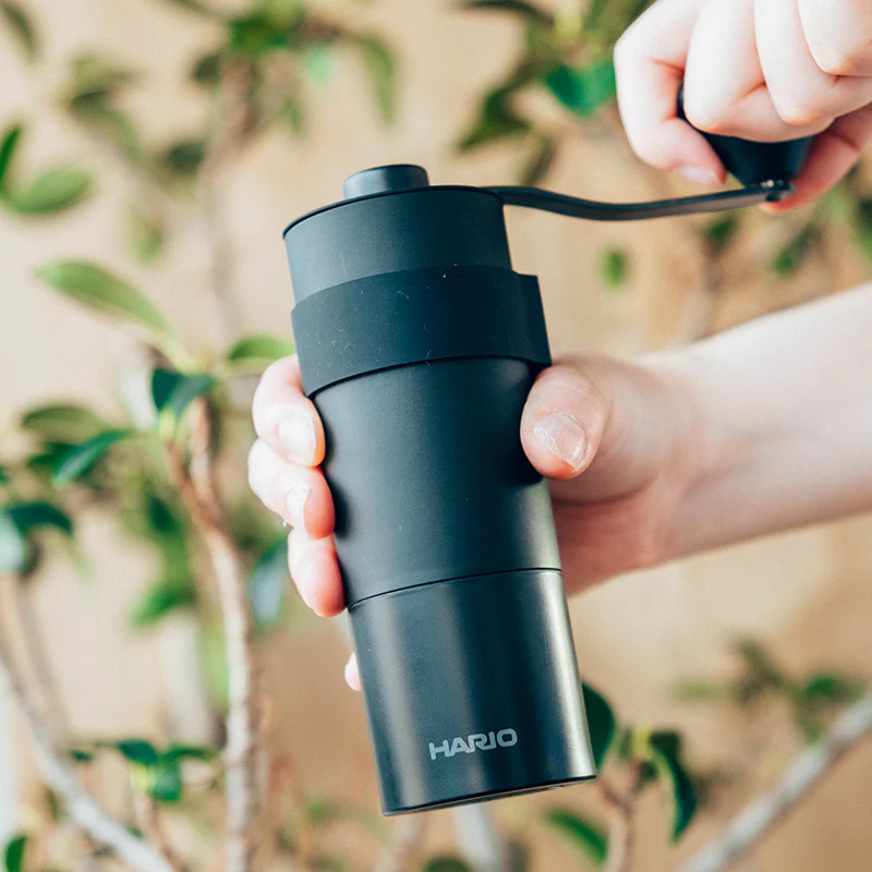 Mlýnek Hario MINI BLACK PRO